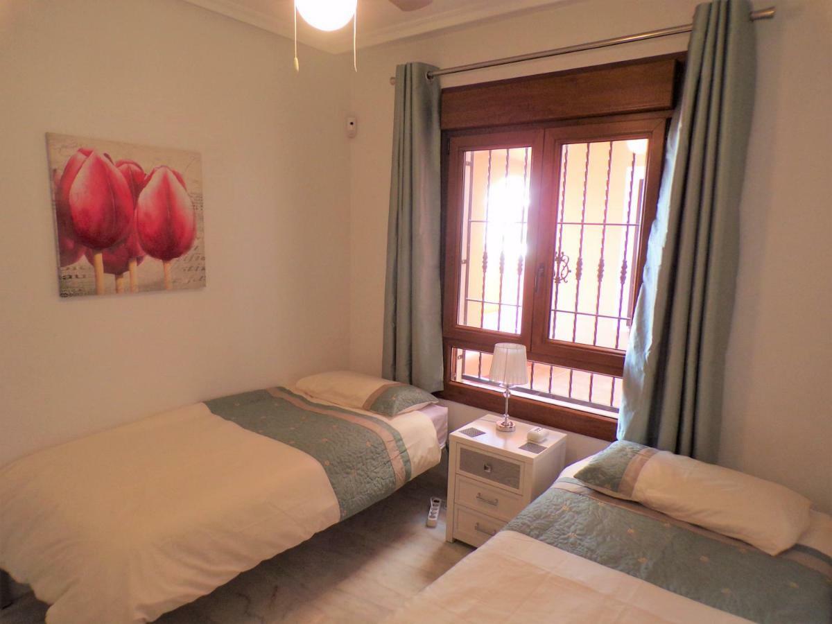 Villamartin Violetas Holiday Home Екстериор снимка